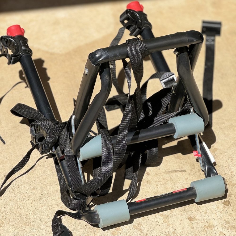 Allen Sports Deluxe 2-Bike Trunk Mount Bike Rack, model 102DN, 35 lbs per bike